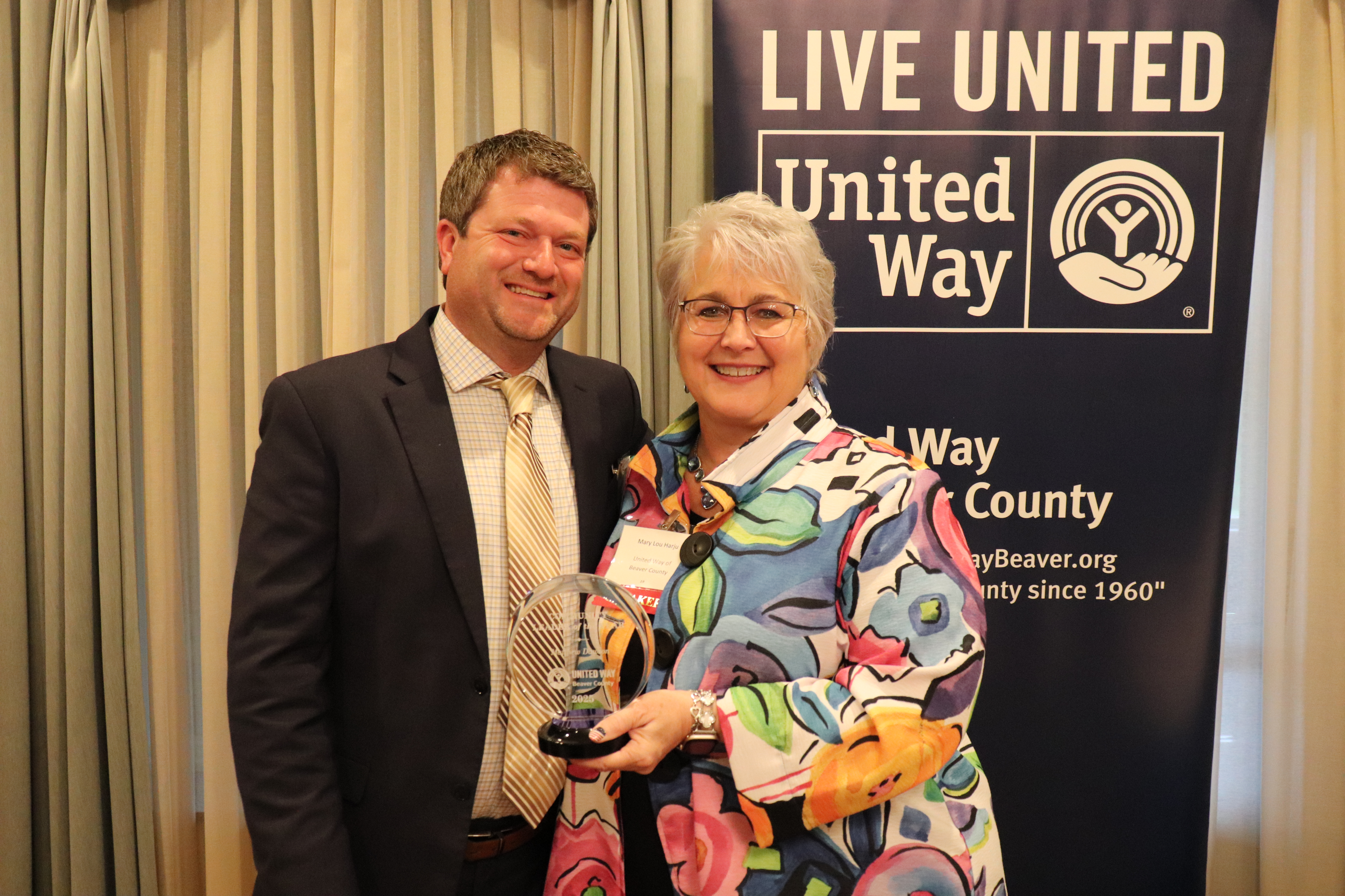 Matt Dawson accepting the Community Leader of the Year Award