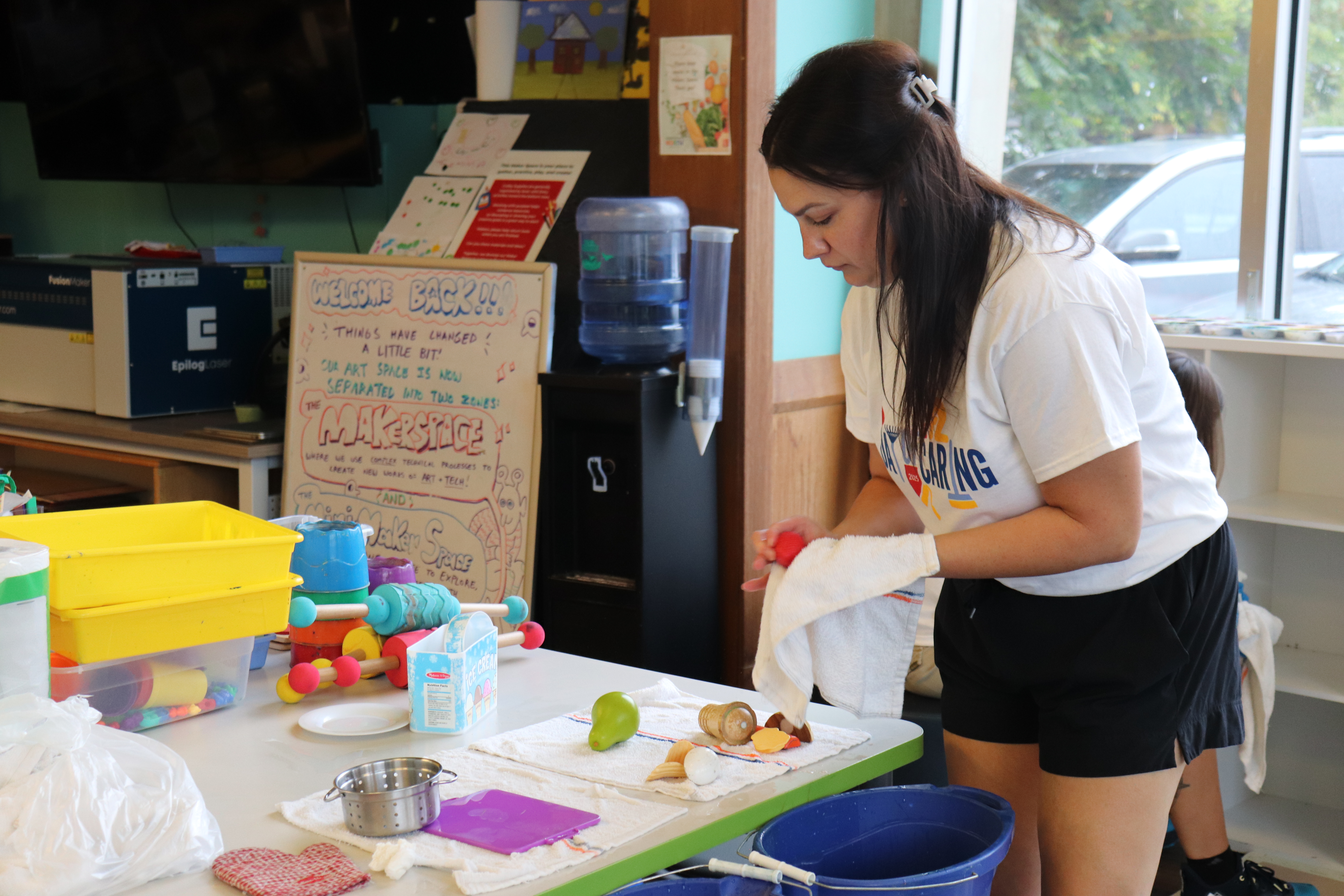 A volunteer cleaning