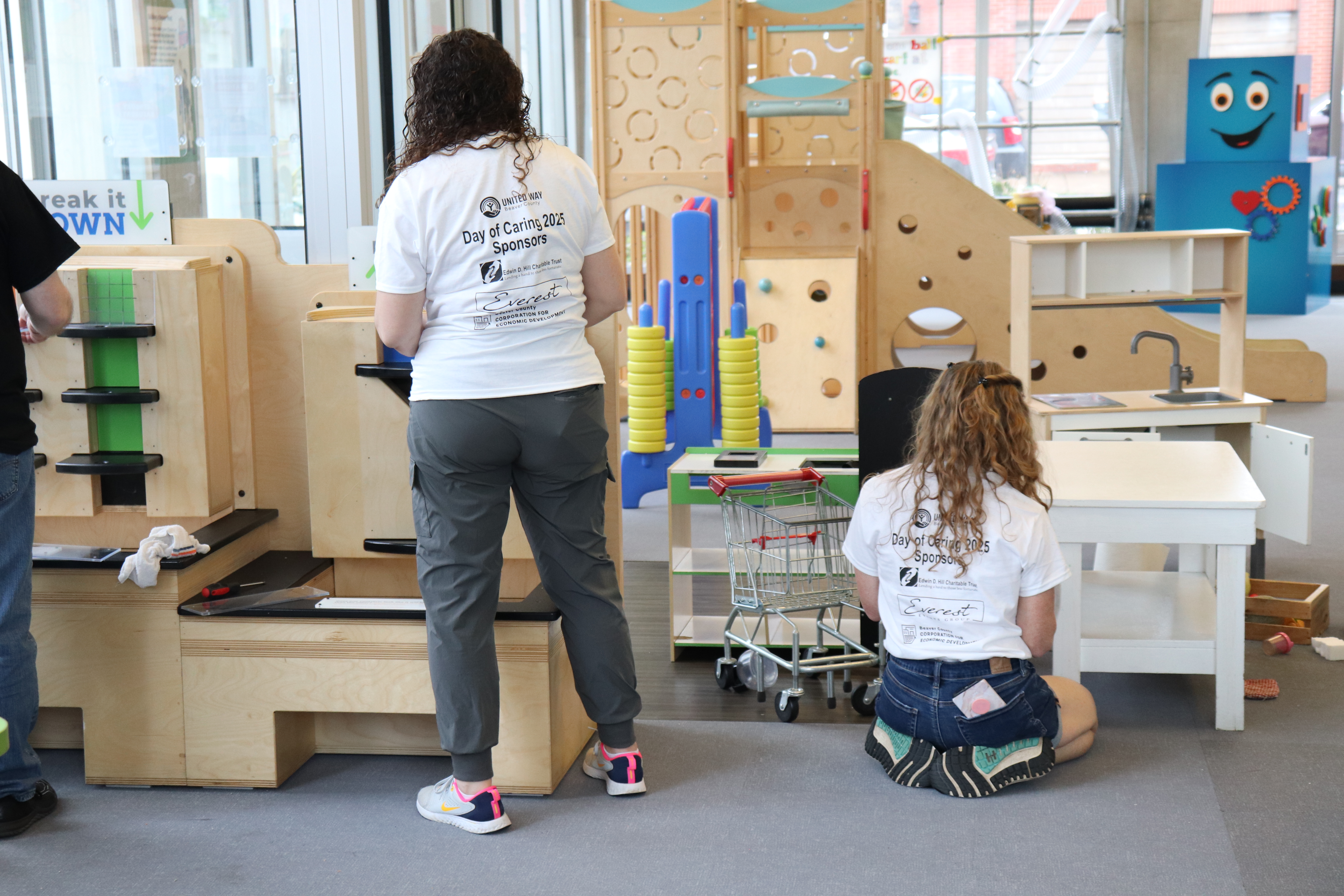 Volunteers cleaning